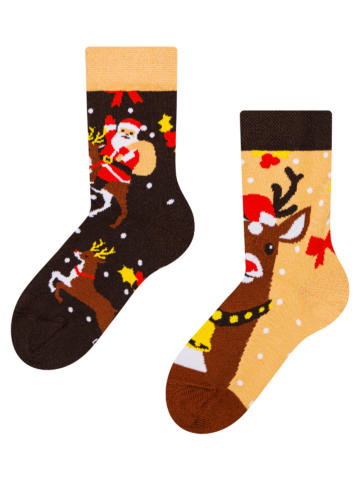 Lifestyle foto Calzini Buonumore per bambini Renna e Babbo Natale